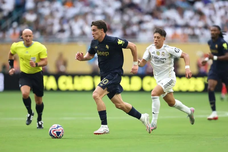 Arda Güler ve Kenan Yıldız kapıştı: Kazanan Real Madrid oldu! - Resim : 1