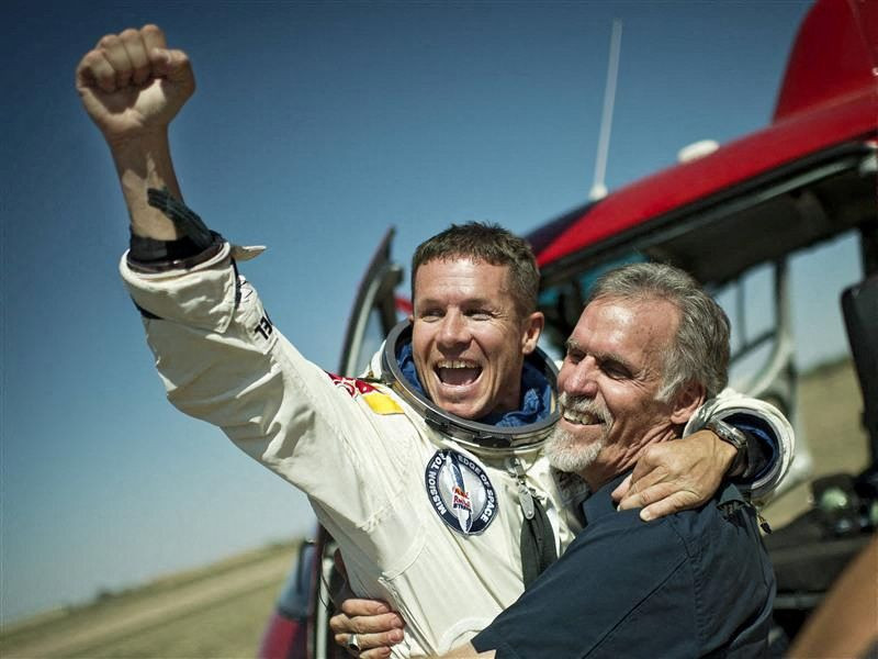Felix Baumgartner havada kalp krizi geçirmiş - Resim: 3
