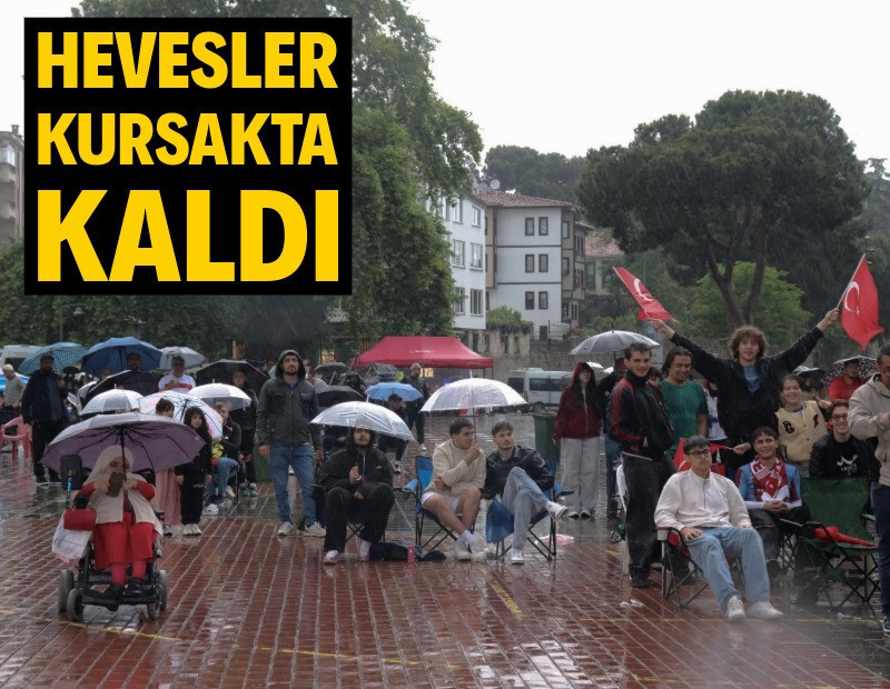 Dünya Kupası heyecanı meydanlara taştı: Hevesler kursakta kaldı