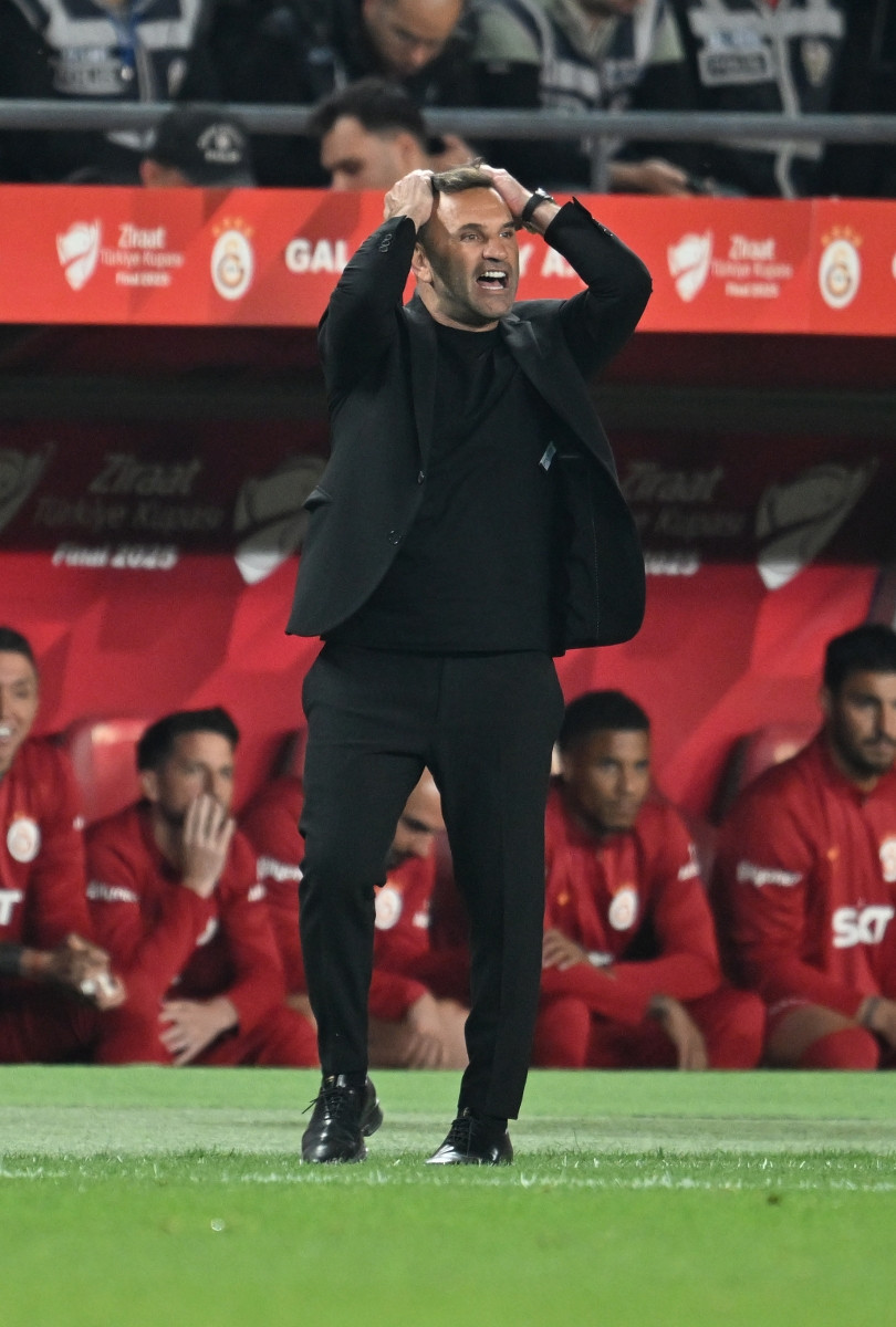 Okan Buruk 'Türk' geleneğini sürdürüyor! - Resim : 1