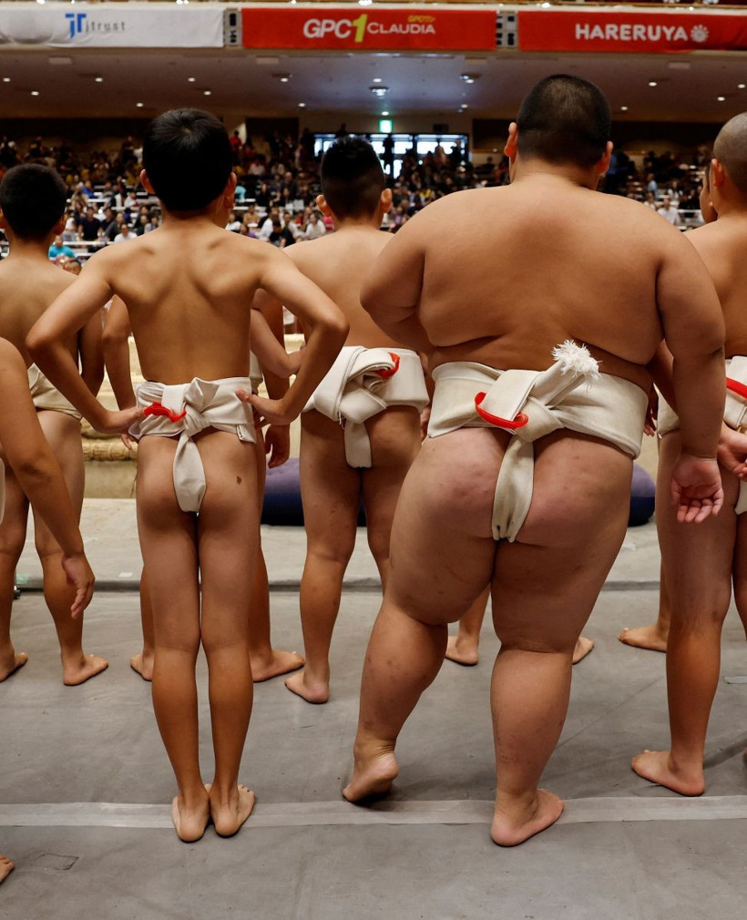 Tokyo'da minik sumocular ringe çıktı: 1500 yıllık geleneği yaşatıyorlar - Resim: 13