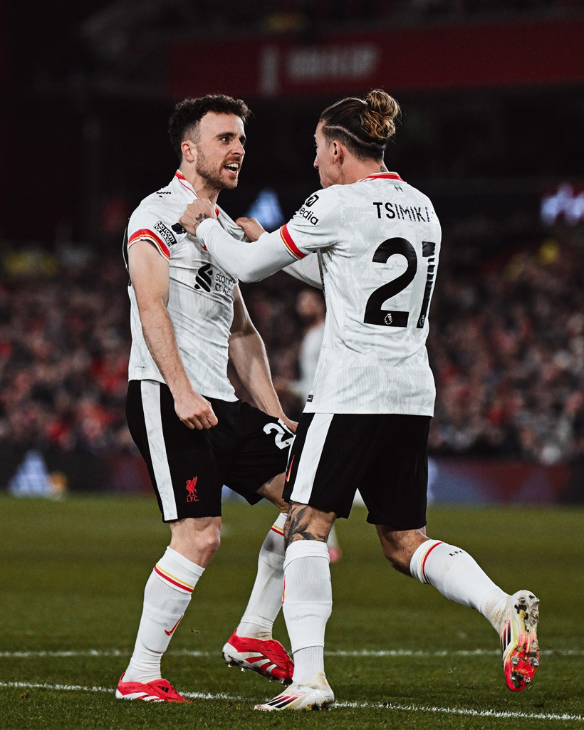 Liverpool'un yıldızı Jota'nın trajik ölümü: Yanan araçta hayatını kaybetti - Resim : 1