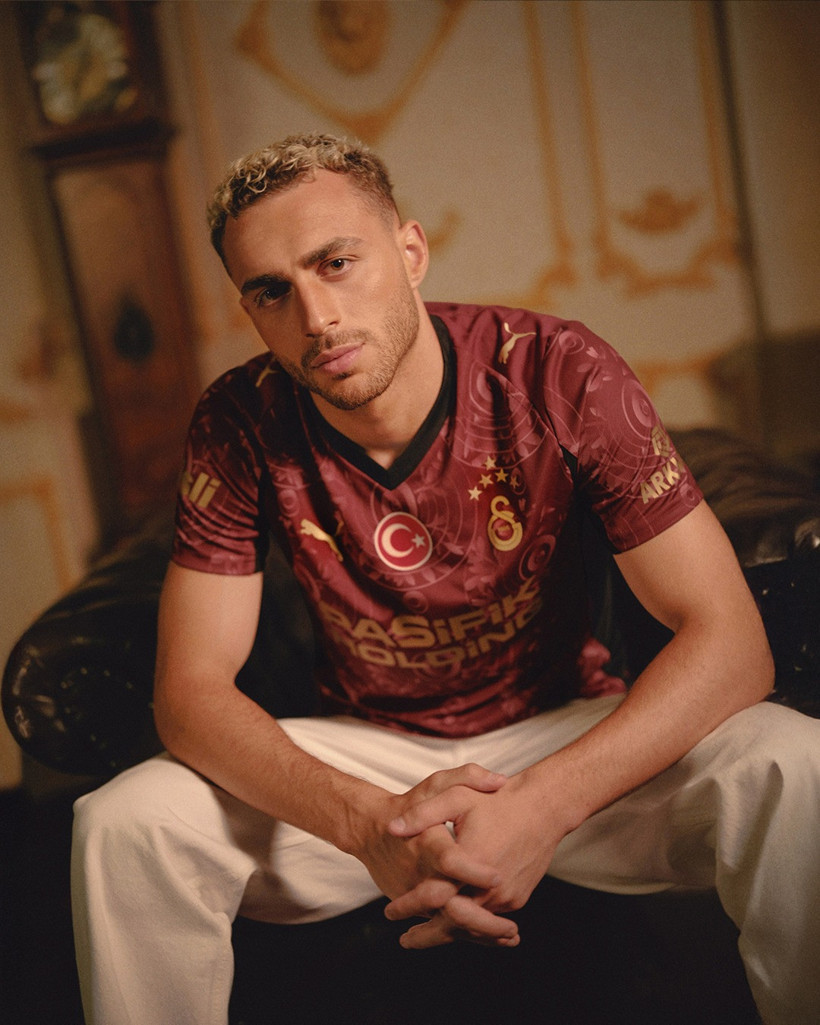 Galatasaray'ın alternatif forması tanıtıldı: Mekteb-i Sultani detayı - Resim : 1