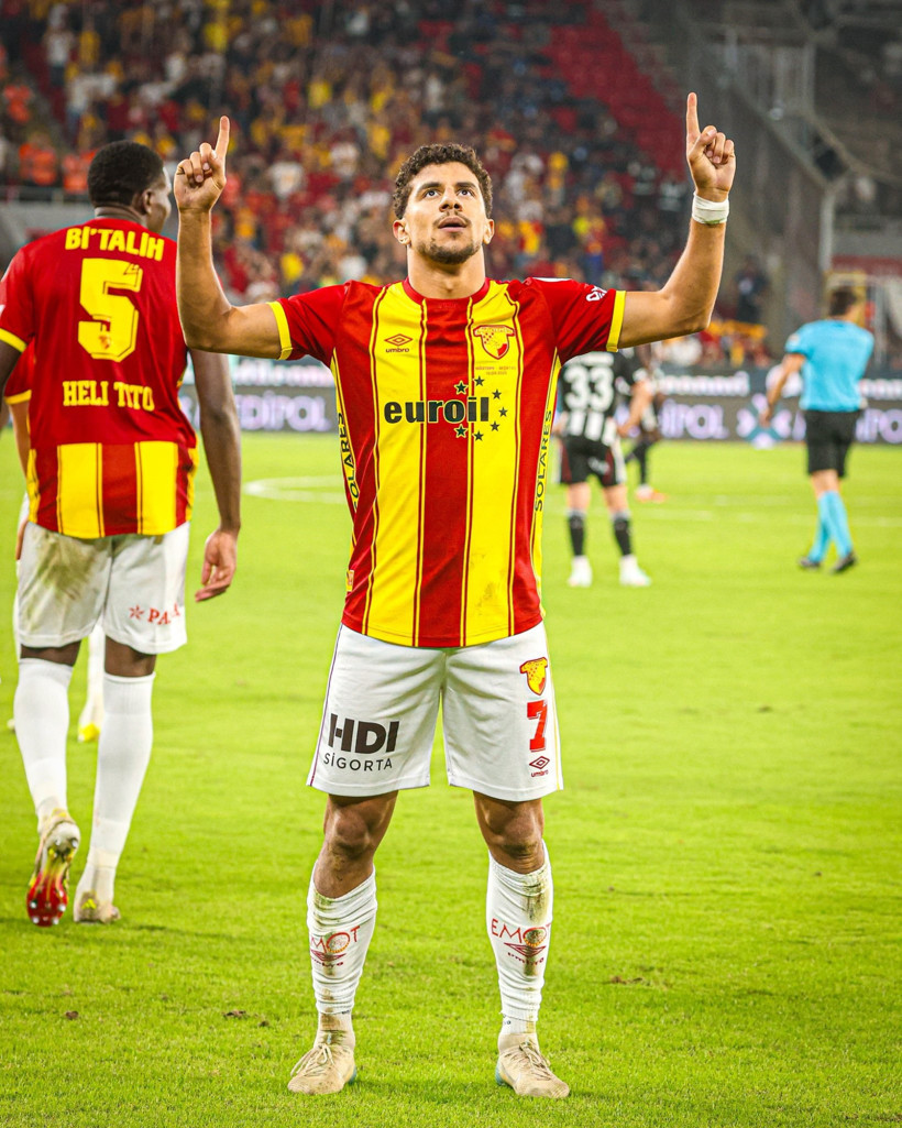 Göztepe'de isimler değişiyor, performans değişmiyor: Yeni transferler büyük katkı - Resim : 2