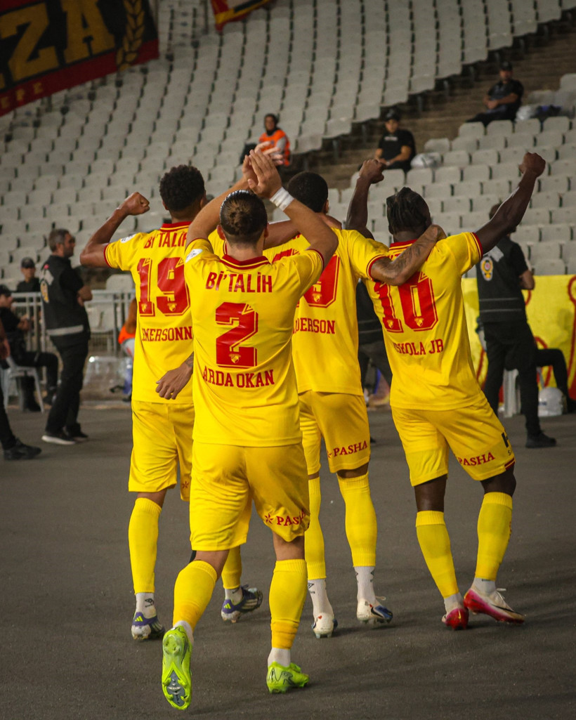 Göztepe'de isimler değişiyor, performans değişmiyor: Yeni transferler büyük katkı - Resim : 1