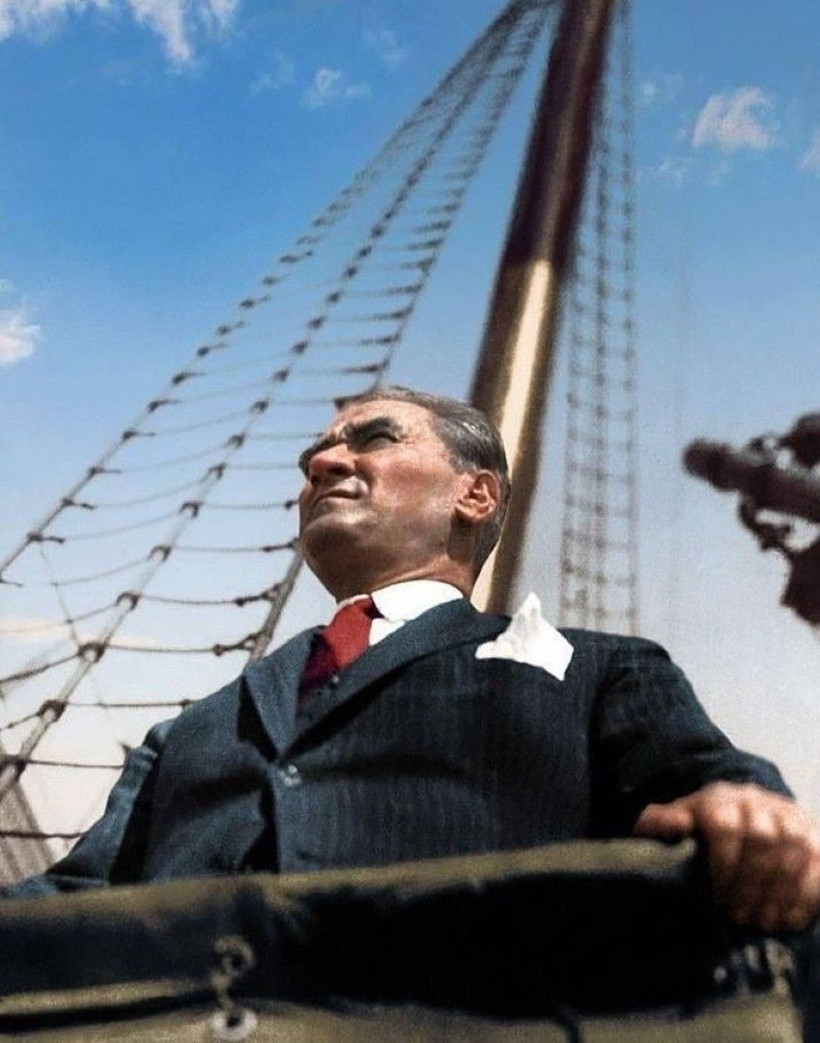 Ünlülerden 10 Kasım Atatürk'ü Anma Günü mesajları - Resim: 4