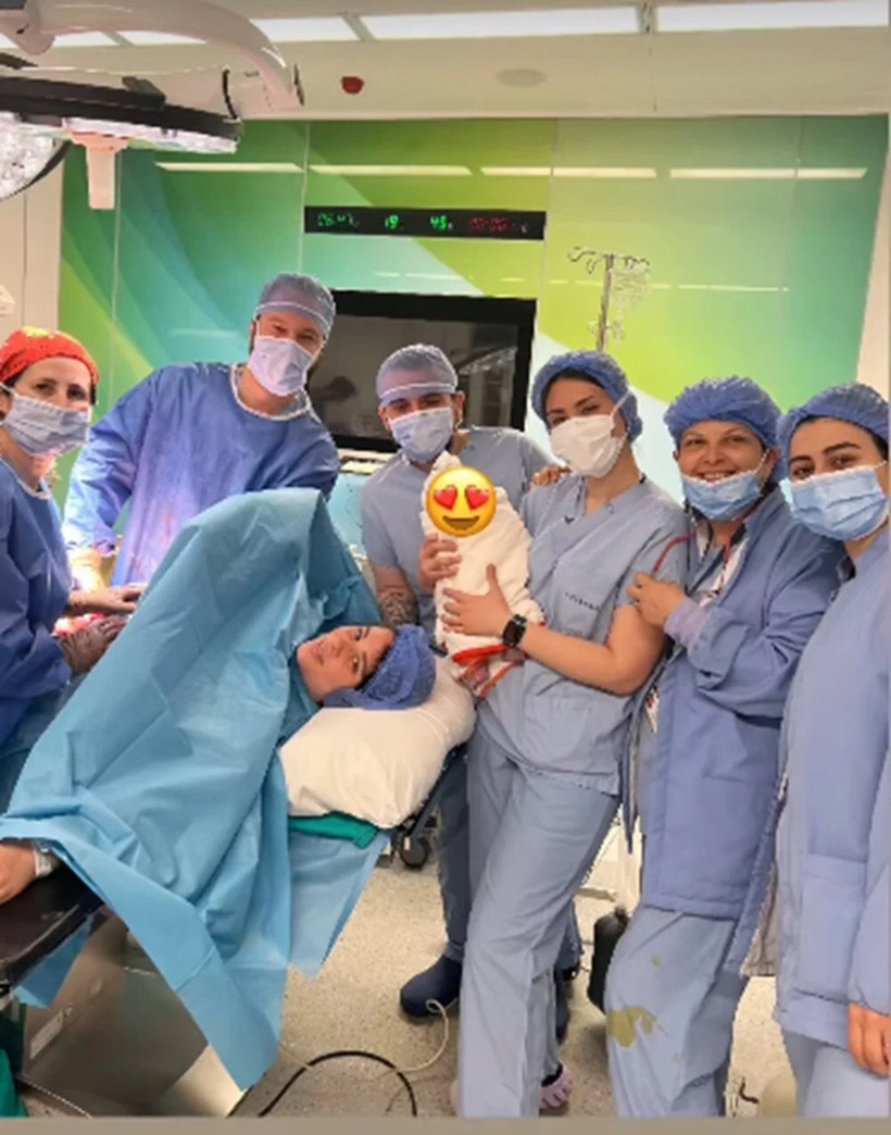 Tuğçe Tayfur üçüncü kez anne oldu: Kızına annesinin adını verdi - Resim : 1