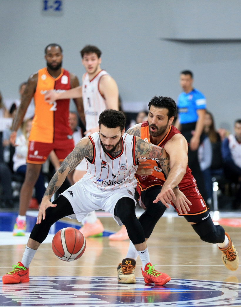 Galatasaray'a fark attılar: Ligde kalma umutları arttı - Resim : 1