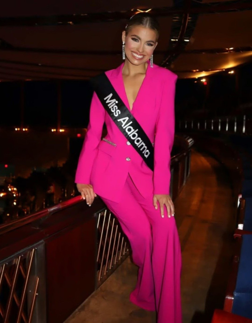 ABD güzellik kraliçesi: Dünya siyaseti üzerine çalışarak hazırlandım - Resim: 10