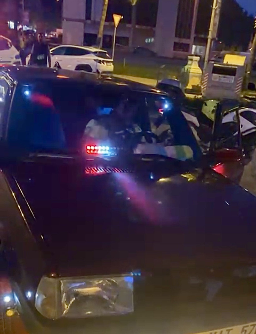 Yetkisiz çakara üç ceza birden - Resim : 1