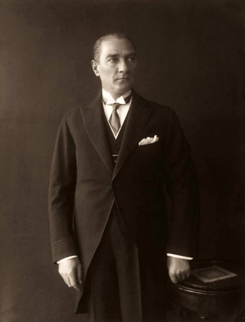 Atatürk’ün videosu 98 yıl sonra ortaya çıktı - Resim : 1