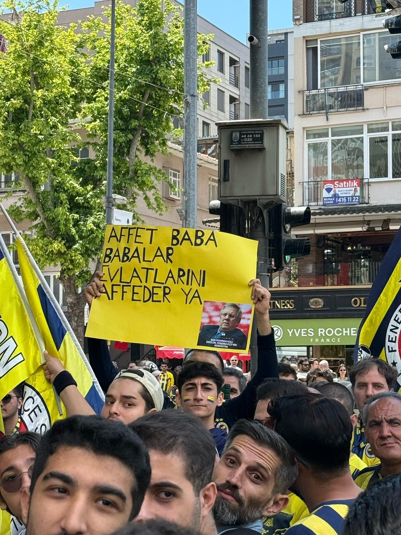 Kadıköy'de Ali Koç'u protesto yürüyüşü: Başkan adayı da katıldı - Resim: 7
