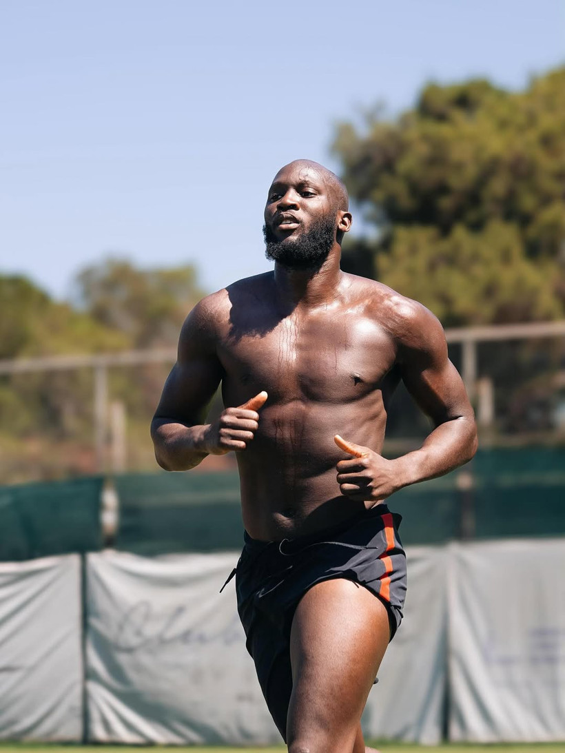 Tesadüf mü, mesaj mı? Lukaku, Fenerbahçelileri ayaklandırdı - Resim : 1