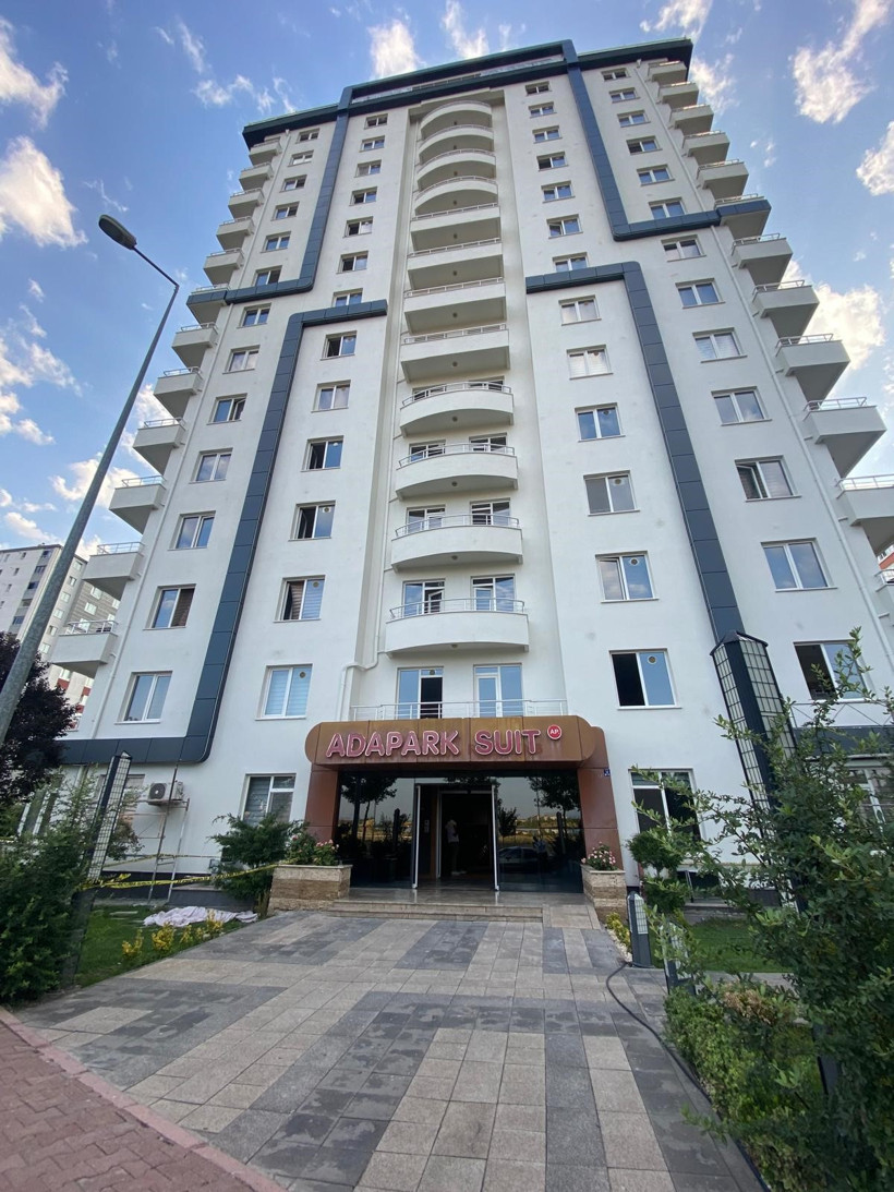 Kayseri'de şüpheli kadın ölümü: Sekizinci kattan düşüp can verdi - Resim : 1