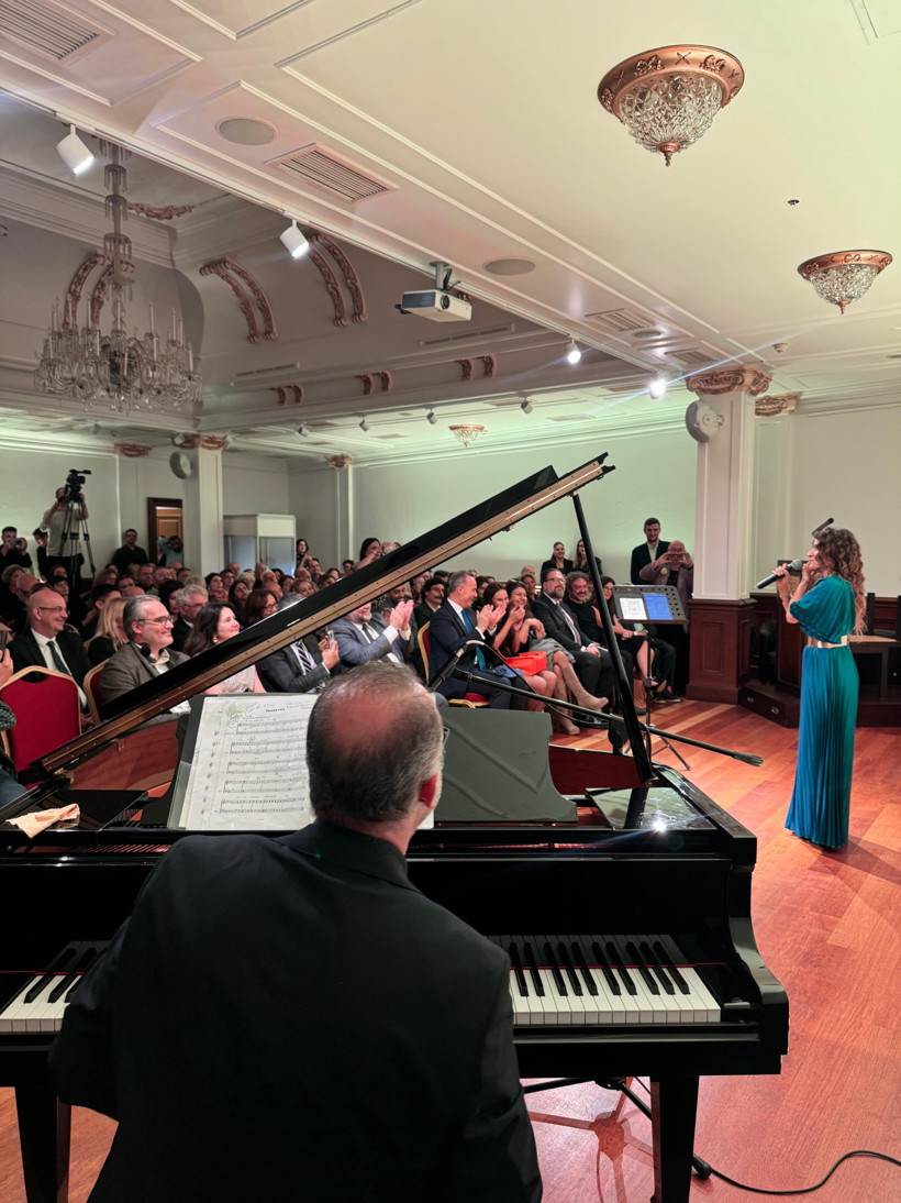 Mikis Theodorakis doğumunun 100'üncü yılında İstanbul'da anıldı - Resim : 1