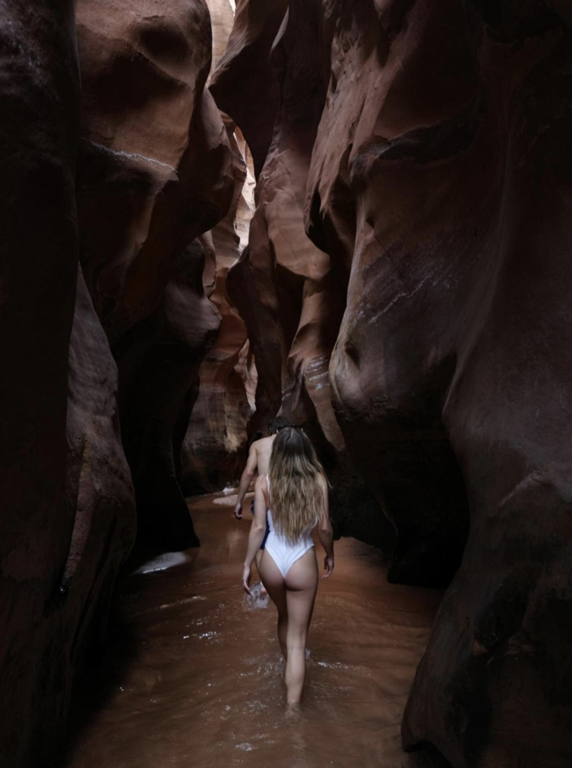 Ünlü oyuncunun tatil pozlarına beğeni yağdı - Resim : 2