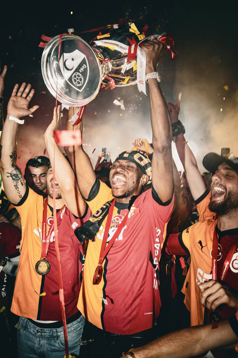 Victor Osimhen'den ayrılık sinyali - Resim : 1