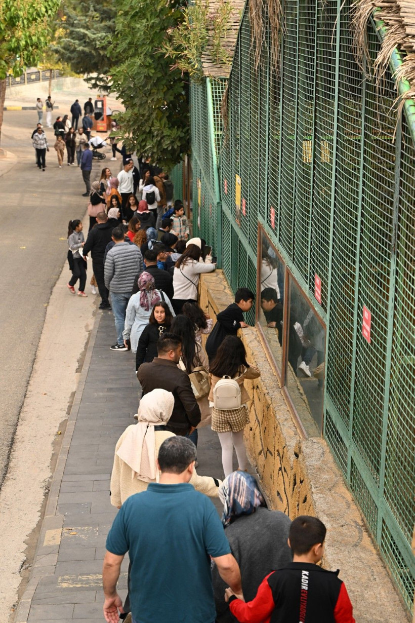 9 günde 300 binden fazla kişi akın etti - Resim: 10
