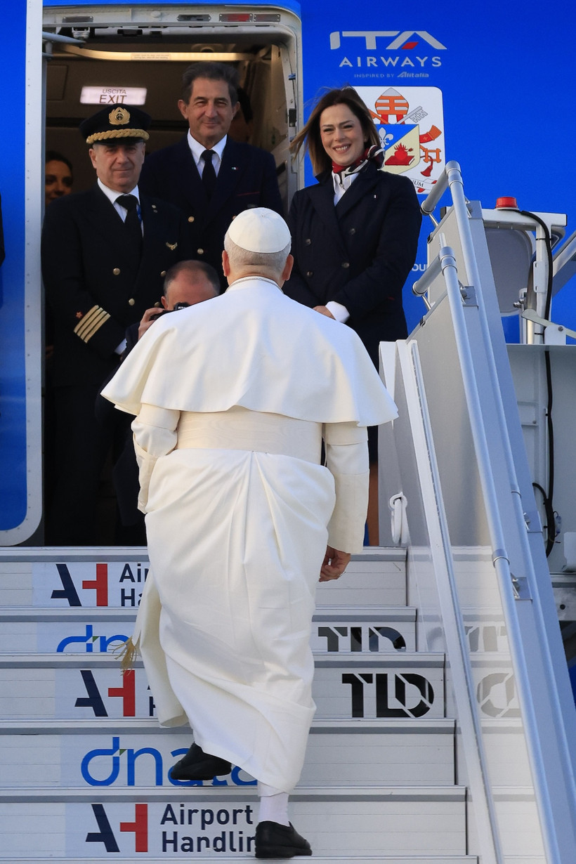 Dünyanın gözü Türkiye'de: Papa geldi - Resim : 16