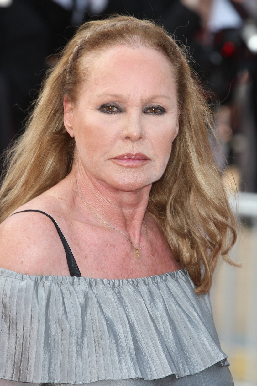 Ünlü "Bond kızı" açıkladı: 20 milyon dolarım gitti - Resim : 1