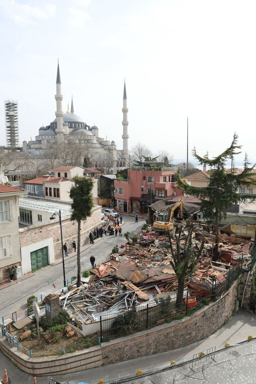 Aşevi değil restorandı: İBB kaçak yapıyı yıktı - Resim: 14