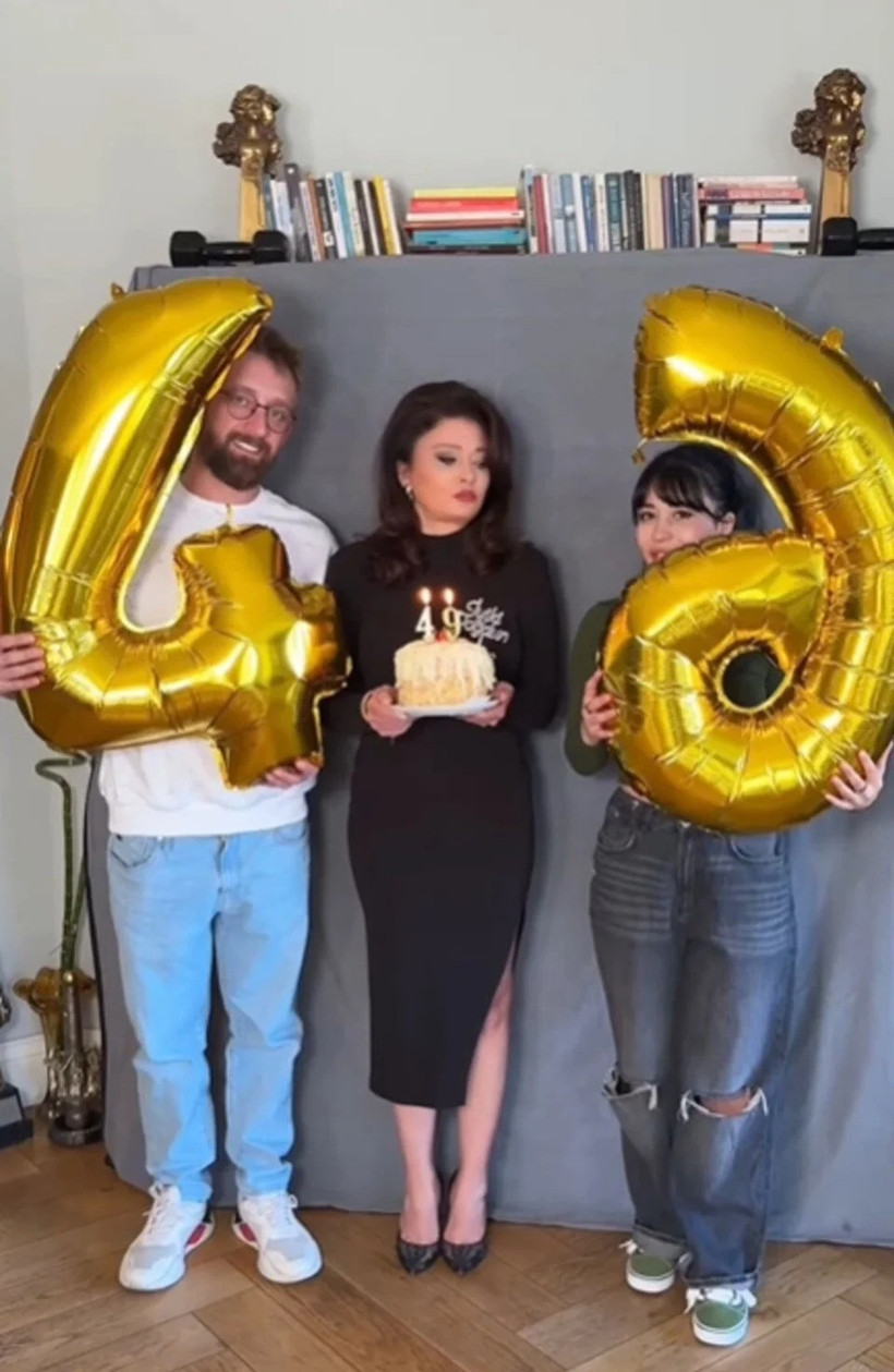Nurgül Yeşilçay 49 oldu: Mumlarımı gençler için üflüyorum - Resim : 1