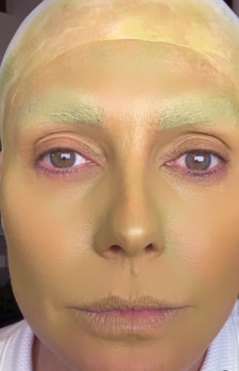 Partiye Medusa kostümüyle gelen ünlü ismi kimse tanıyamadı - Resim: 7