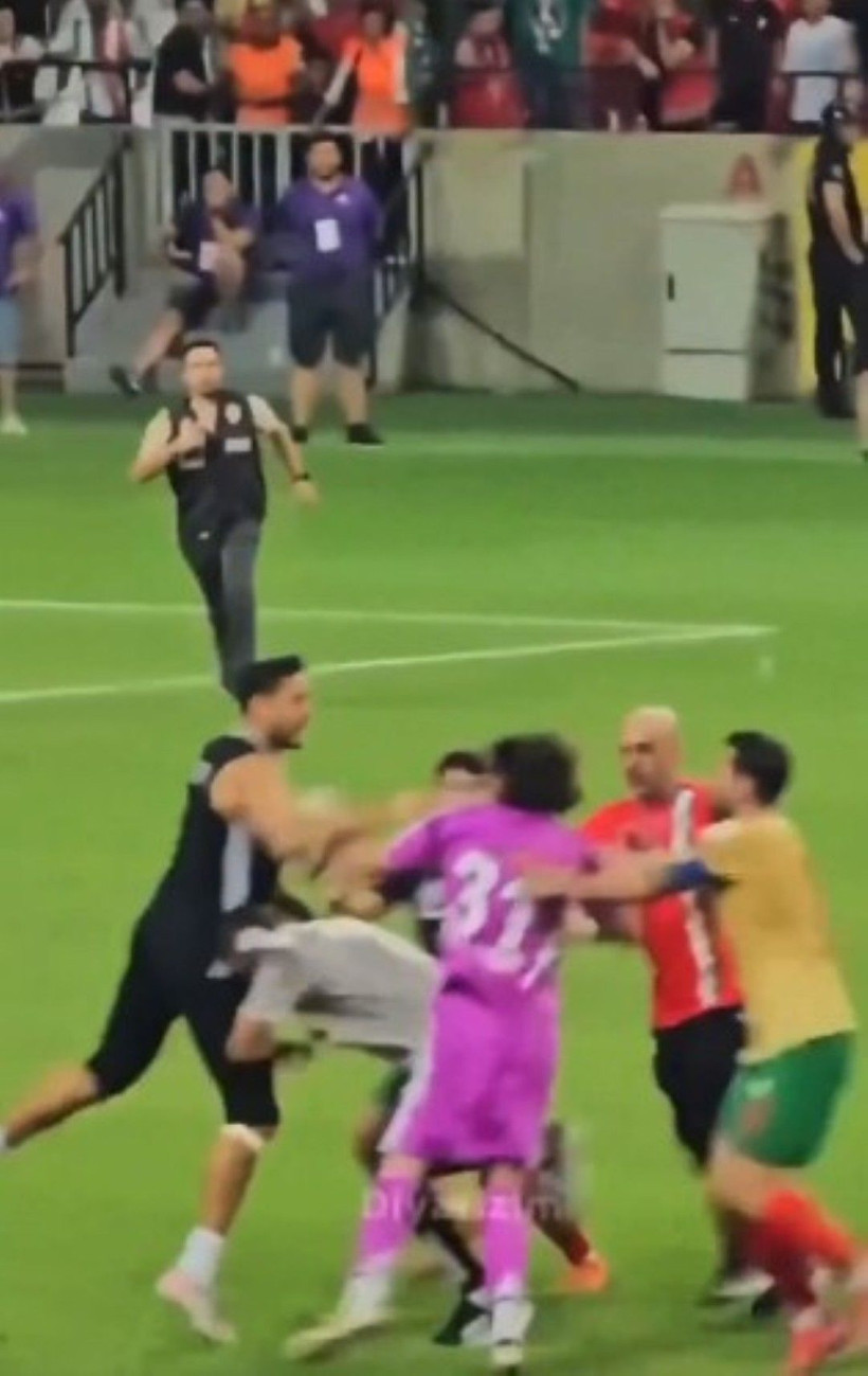 Diyarbakır’da olaylı maç: Amed-Erzurum karşılaşmasında ortalık karıştı - Resim: 1