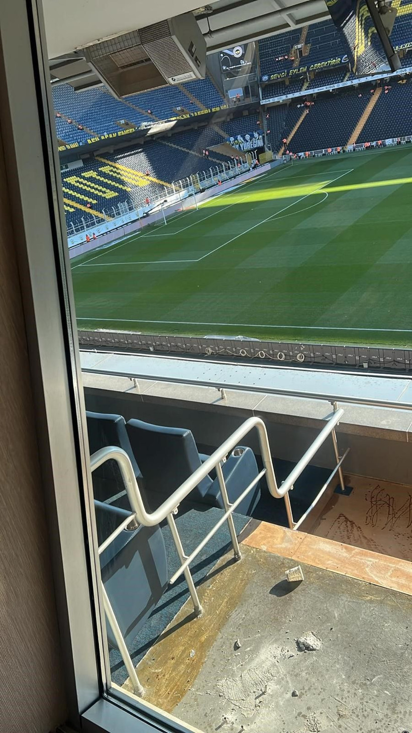 Acun Ilıcalı’nın locası tahrip edildi - Resim: 3