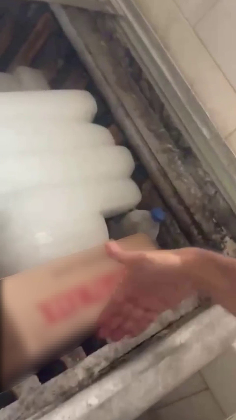 Bu fırından ekmek almayın. İ&ccedil;inden neler &ccedil;ıktı neler? - Resim : 4