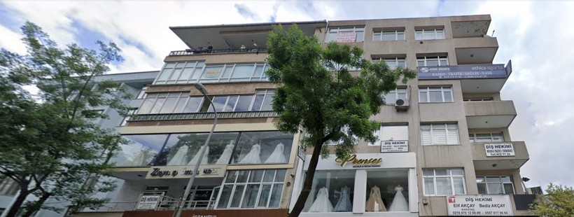 Gelinlik mankenlerinin istila ettiği cadde! - Resim: 24