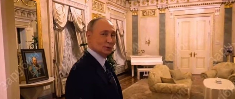 Putin, Kremlin'deki lüks dairesinin içini gösterdi - Resim: 2