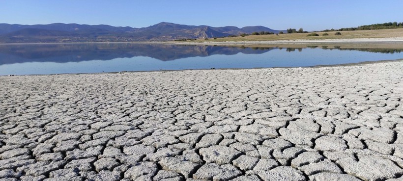 Su krizi kapıda: 1 şişe su için 17 litre su tüketiliyor - Resim : 1