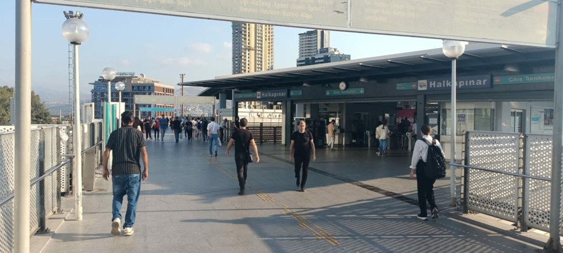 Memur 'paydos' dedi, seferler iptal - Resim: 4