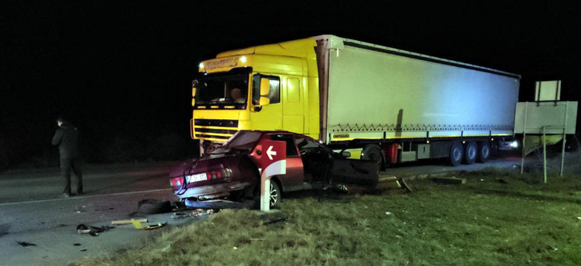 Edirne'de kafa kafaya facia - Resim : 1