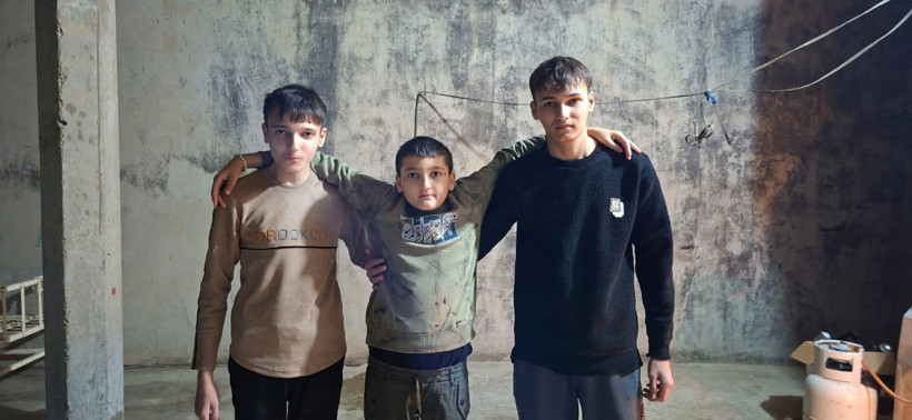 IŞİD'den kurtarılan çocuk ailesine kavuştu - Resim : 1