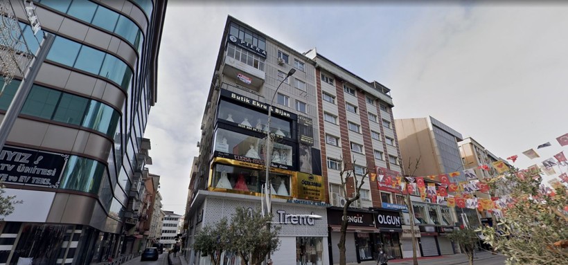Gelinlik mankenlerinin istila ettiği cadde! - Resim: 17