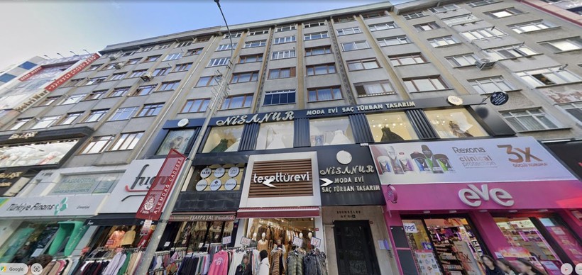 Gelinlik mankenlerinin istila ettiği cadde! - Resim: 22