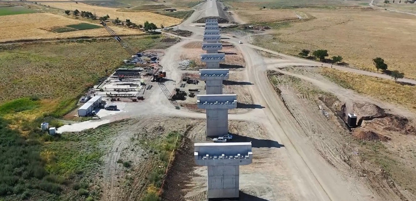 Ankara-Kayseri arası yarı yarıya kısalıyor. Yolculuk 1 saat 45 dakikaya düşecek - Resim : 1