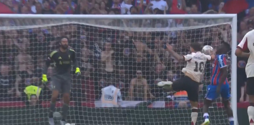 Crystal Palace, Liverpool'u penaltılarla yıktı: Tartışmalı karar olay oldu! - Resim : 2