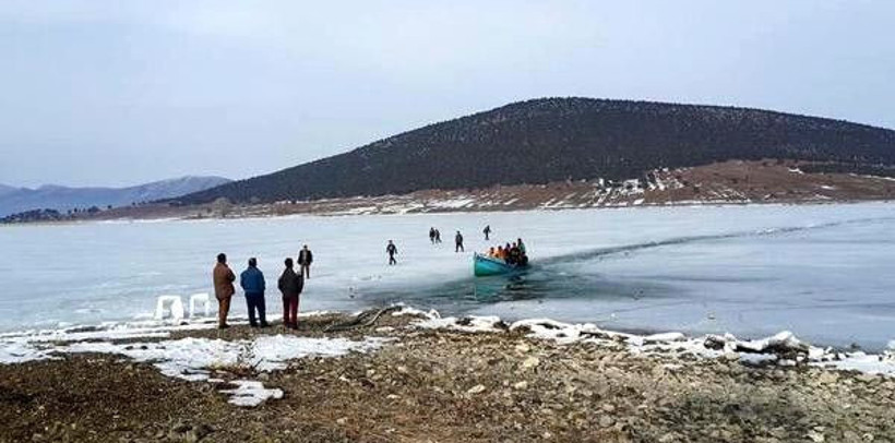 T&uuml;rkiye&rsquo;de g&ouml;l &uuml;zerinde yaşamın s&uuml;rd&uuml;ğ&uuml; tek ada. &Ccedil;ok az kişi biliyor - Resim : 2