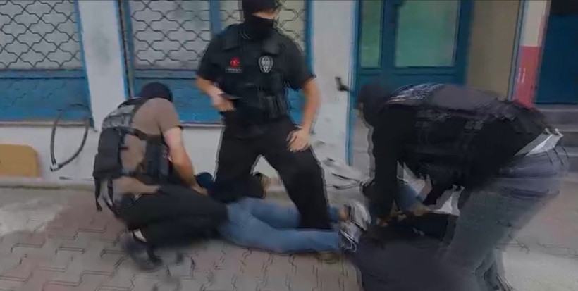 İstanbul’da dev uyuşturucu operasyonu. Depodan çıkanlar şoke etti - Resim : 1
