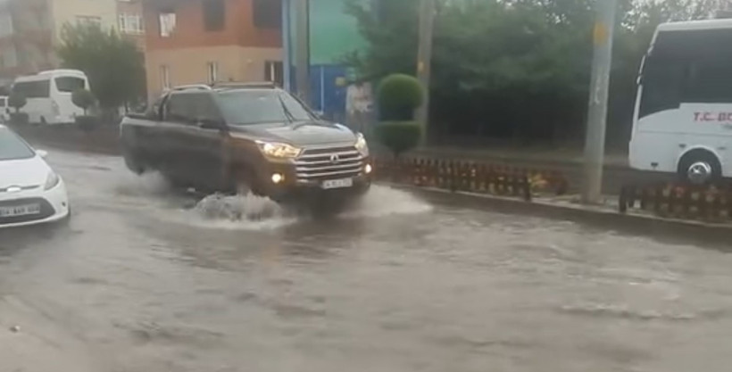 Meteoroloji uyarmıştı: Ankara ve Bolu'da yollar göle döndü - Resim : 8