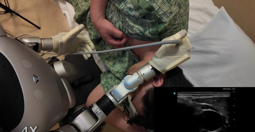 İşte insansı robot doktorlar: Teşhis koyuyor, tedavi ediyor - Resim: 7