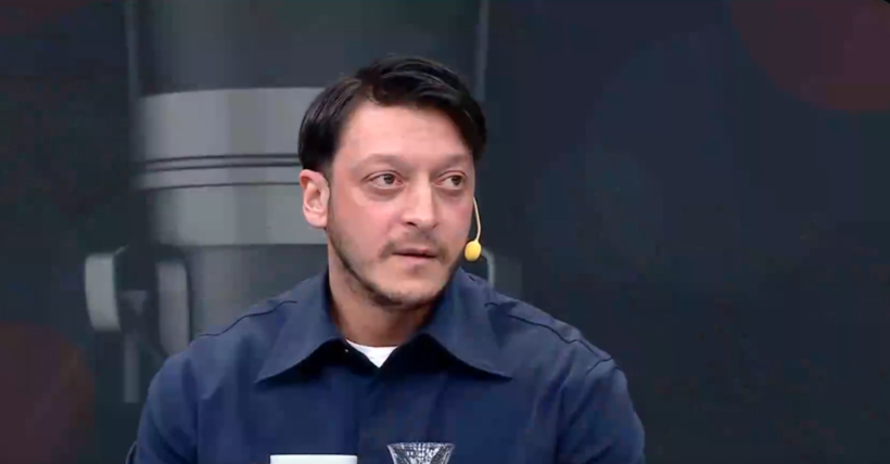 Mesut Özil'den dikkat çeken itiraf: Huzuru bulmak için futbolu bıraktım - Resim : 1