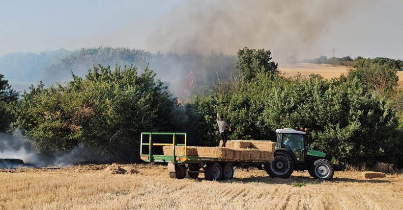 Edirne'de yangın kâbusu: Sınıra giden yol bir süre kapalı kaldı - Resim: 25