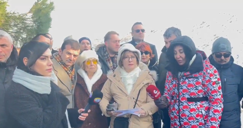 Ümit Özdağ'ın 90 yaşındaki annesi Silivri'de: Evladımla gurur duyuyorum - Resim : 1