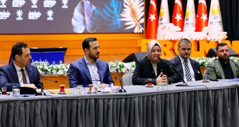 Fatma Betül Sayan yine yakalandı. Fondaki parasının faizini de alıp kalanını vermişti - Resim : 6