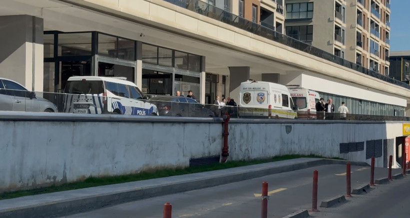Rezidansın 17'nci katında silahlı saldırı. 1 ölü 1 yaralı - Resim : 1