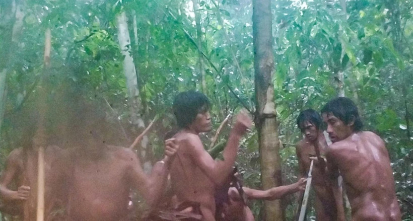 Dış dünyayla temas kurdu, ertesi günü kabilesine döndü - Resim : 1